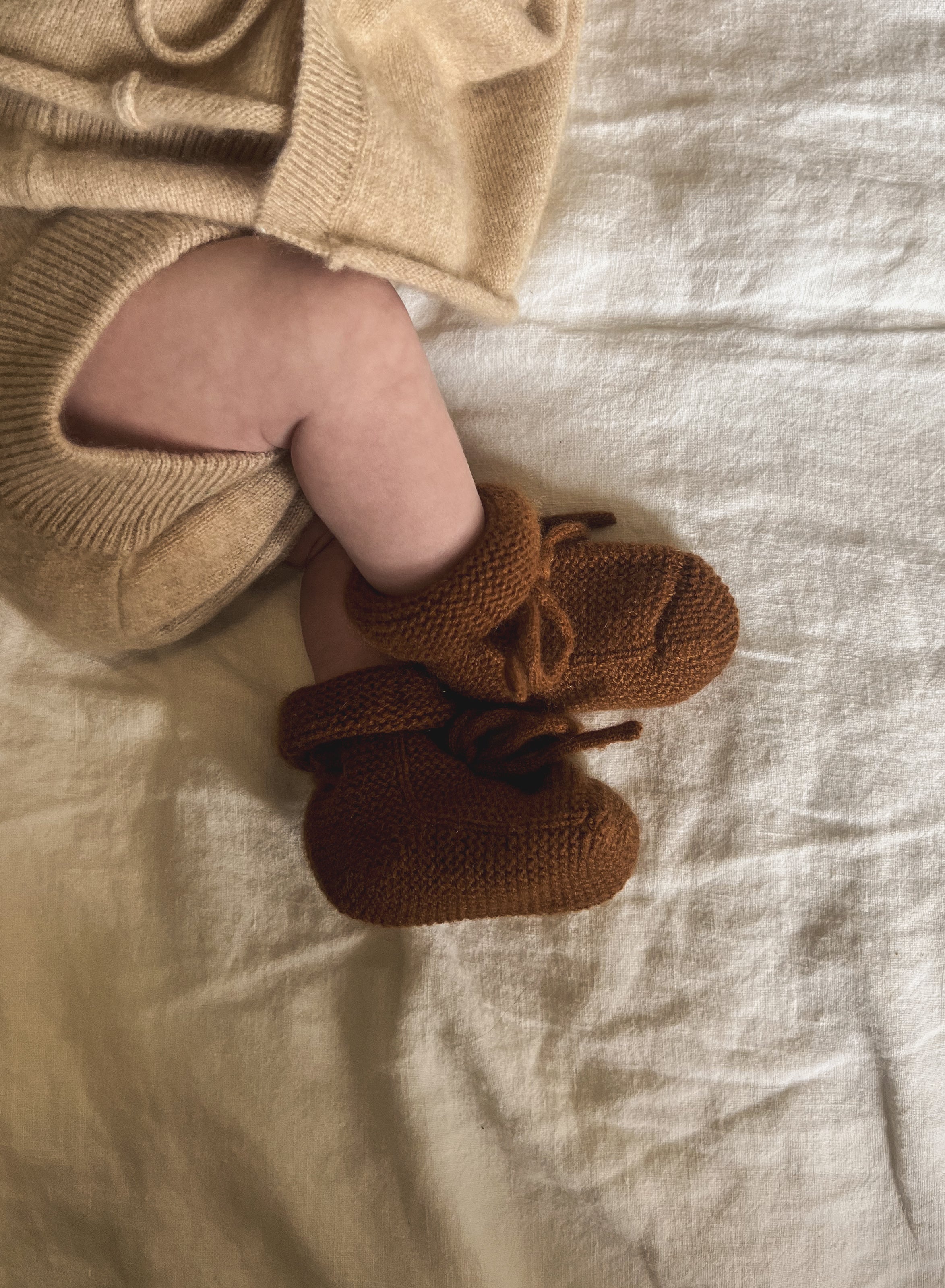 The heritage cashmere bootie terracotta