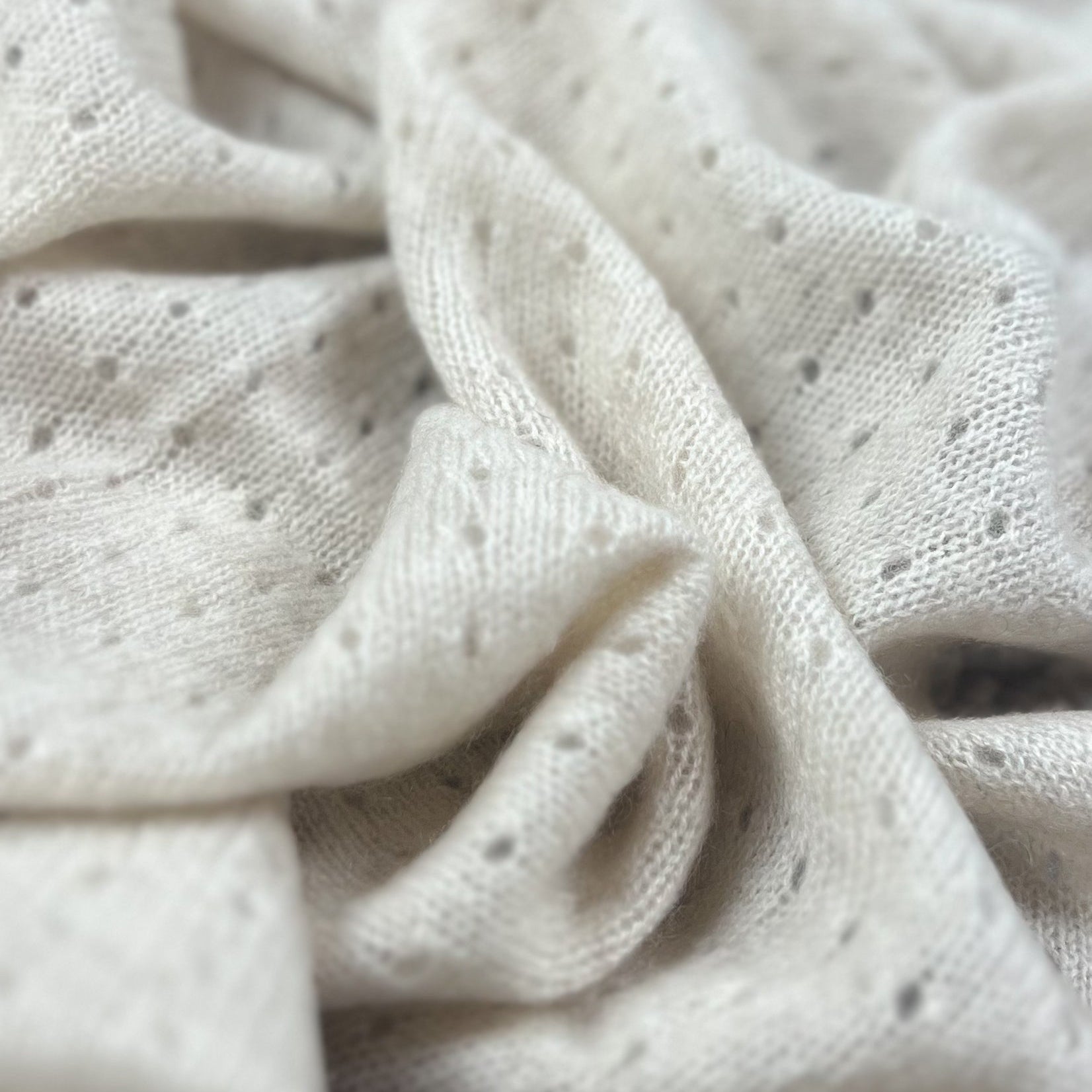 Cashmere pointelle Blanket Almond
