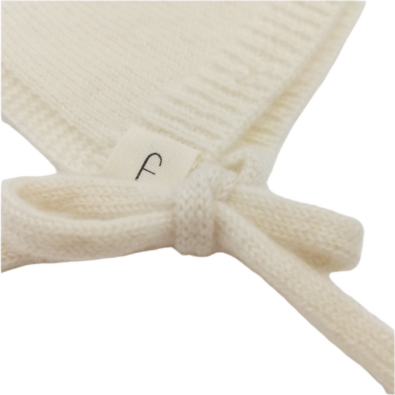 Cashmere Bonnet Ivory