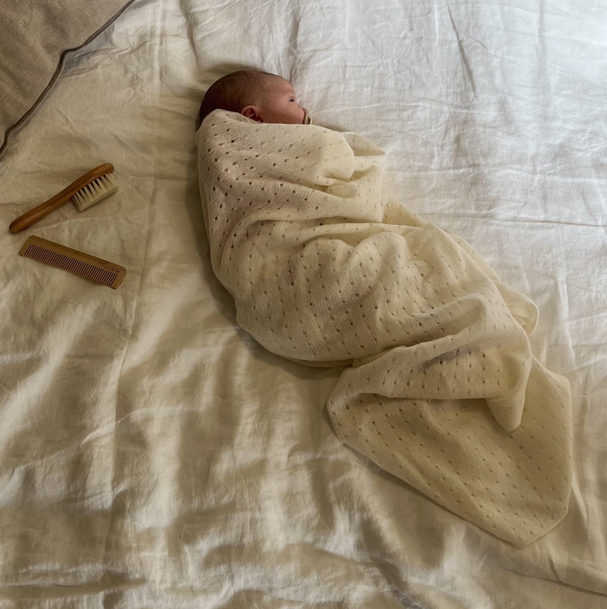 Cashmere Pointelle Blanket Ivory