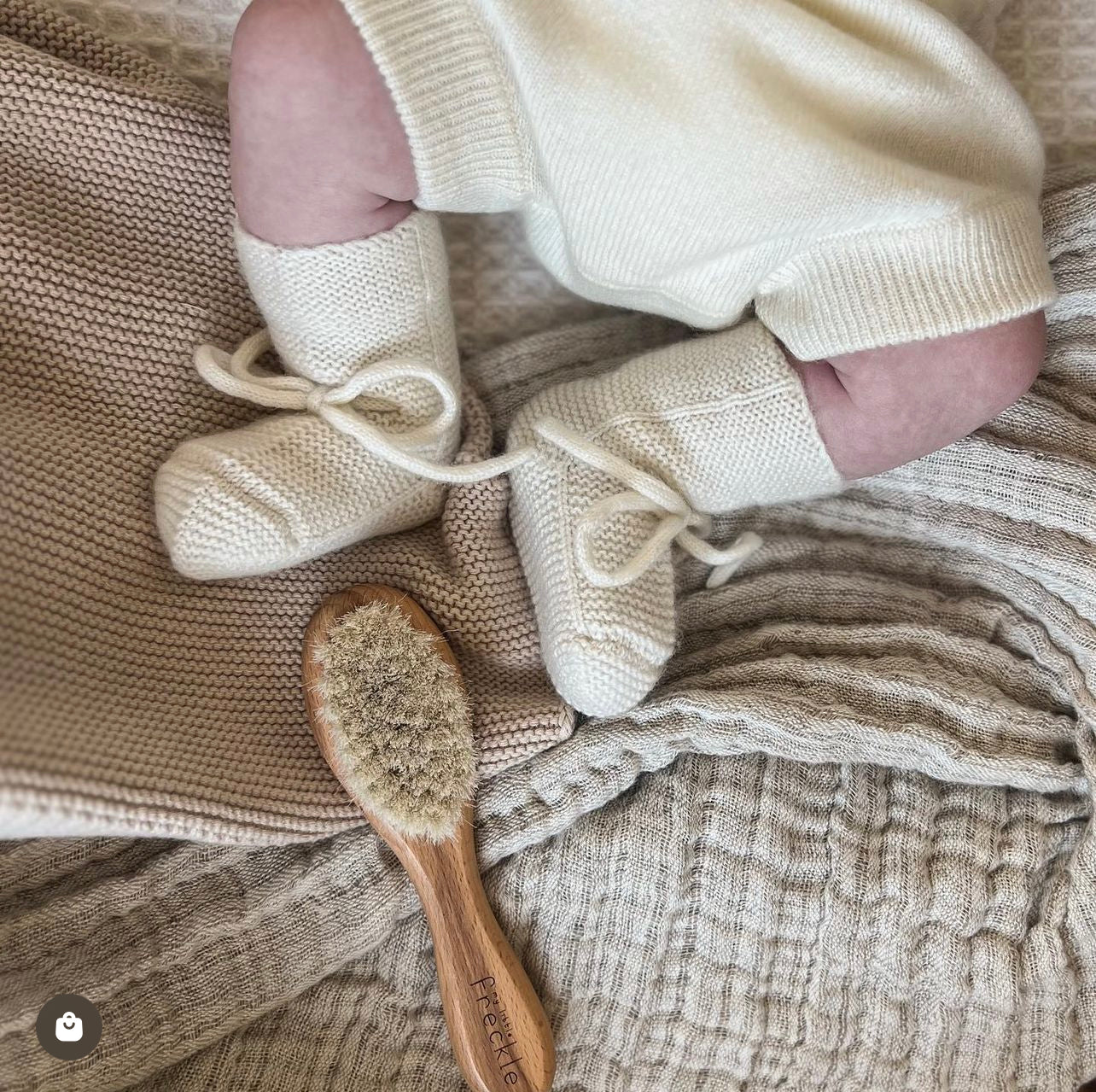 The heritage cashmere bootie Ivory